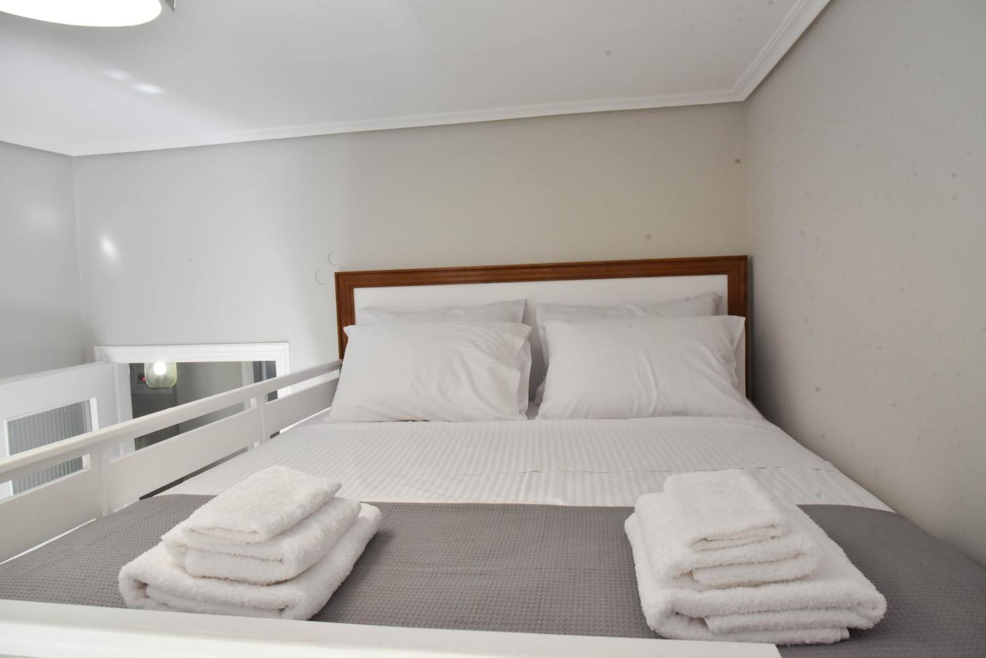 F K Apartment Artemida (Attica)